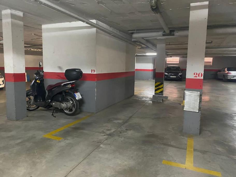 شقة Lujoso Piso Centro Aparcamiento Privado, Terraza & Ac مالقة المظهر الخارجي الصورة